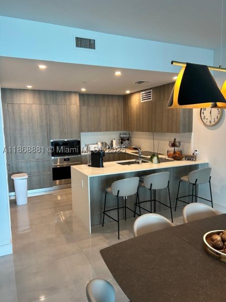 Alquiler de apartamento en Aurora 804