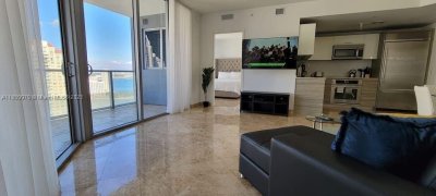 Comprar apartamento no Brickell House Condo 3007