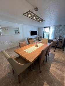 Comprar apartamento en Catania at Quadomain 506