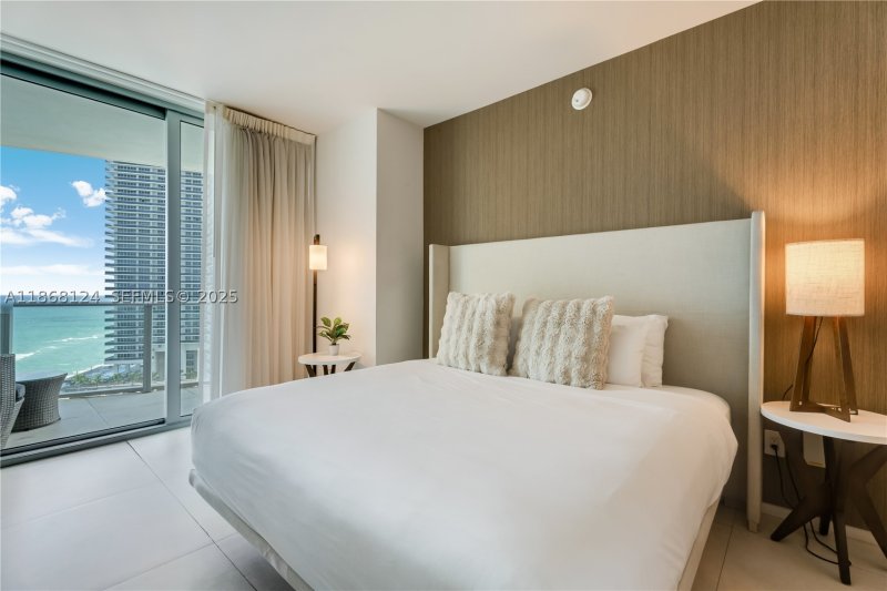 Apartment for rent at Hyde Beach Resort Hollywood 1405