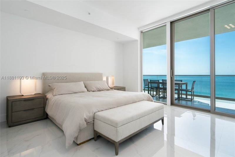 Condo for sale at Residences by Armani / Casa 1104