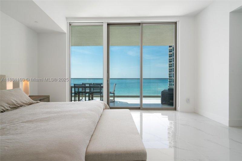 Condo for sale at Residences by Armani / Casa 1104