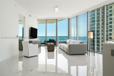 Residences by Armani / Casa Apt #1104
