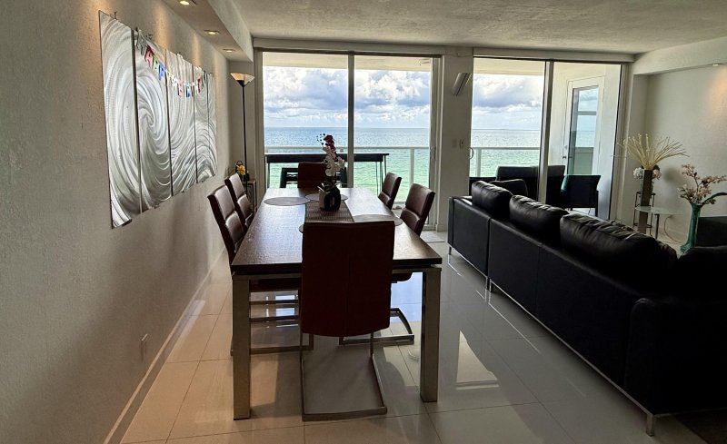 Apartment for rent at La Mer Estates 703