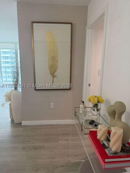 Condo for sale at Mark on Brickell 1408