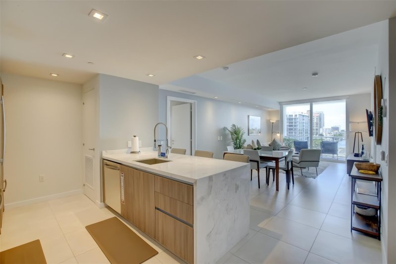 Condo for sale at Tiffany House 705