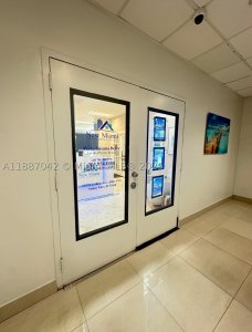 Comprar apartamento no Ocean Reserve CU-6