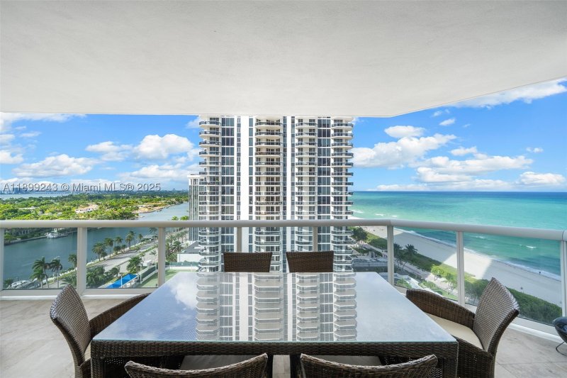 Condo for sale at Green Diamond Condo 1708