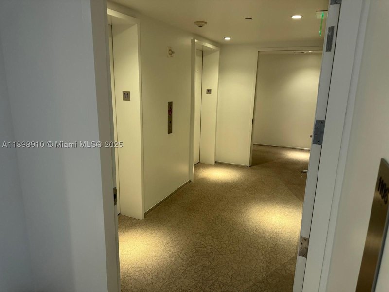 Condo for sale at Ten Museum Park 1106