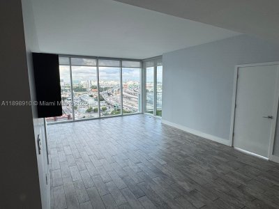 Comprar apartamento no Ten Museum Park 1106