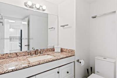 Comprar apartamento en Del Prado South Tower 1003