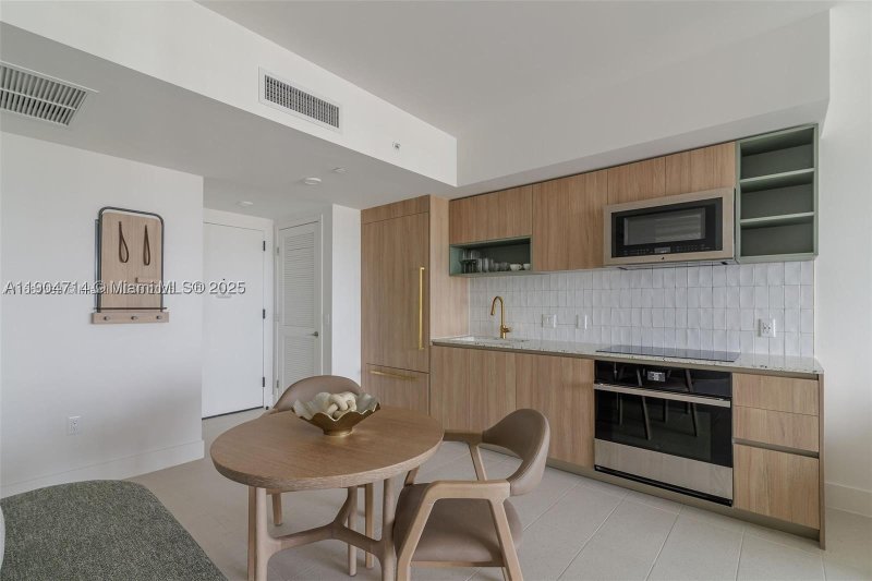 Comprar apartamento no Natiivo Gale Miami Hotel & Residences 2404
