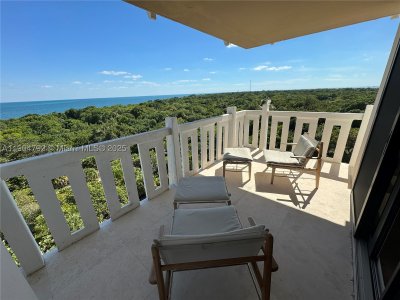 Alquiler de apartamento en Towers of Key Biscayne D608