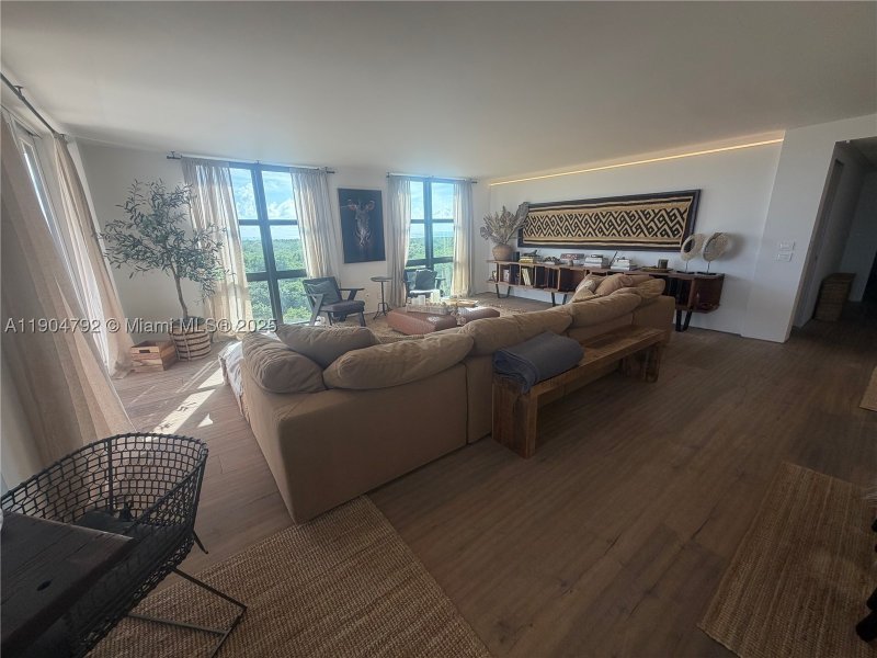Alquiler de apartamento en Towers of Key Biscayne D608