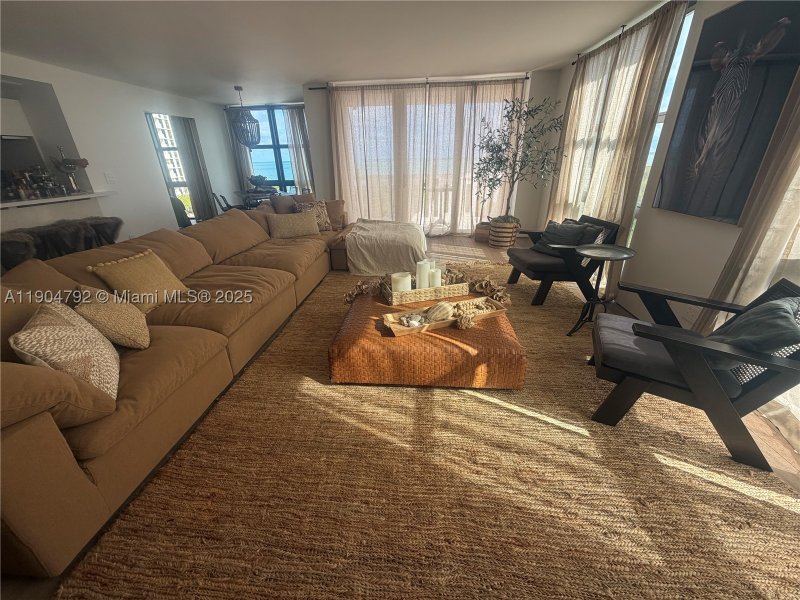 Alquiler de apartamento en Towers of Key Biscayne D608