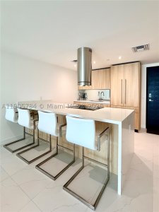 Alquiler de apartamento en Alana Bay Harbor Island 505