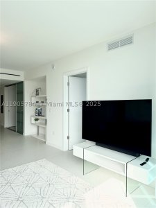 Alquiler de apartamento en Alana Bay Harbor Island 505