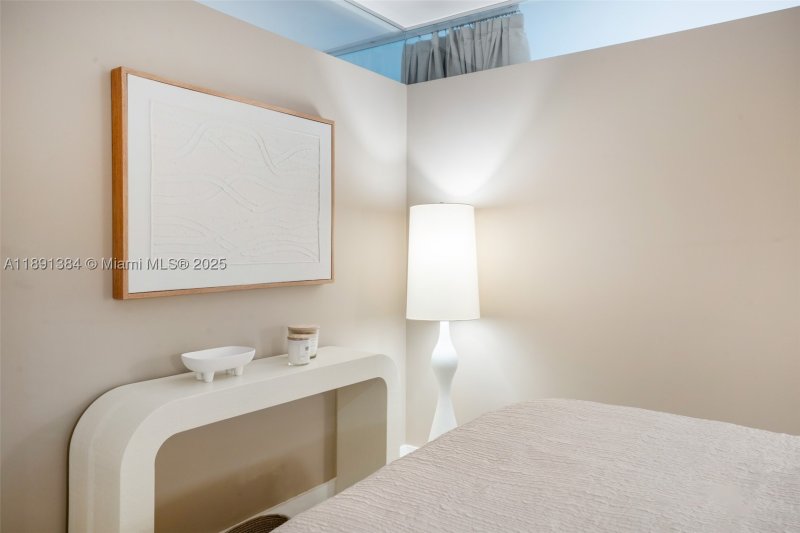 Comprar apartamento en Roney Palace 836
