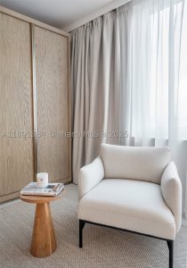 Comprar apartamento en Roney Palace 836