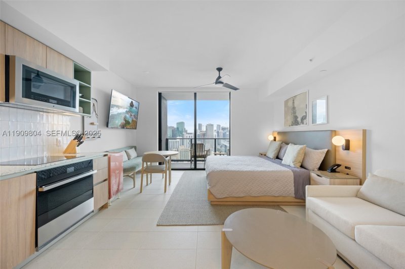 Comprar apartamento en Natiivo Gale Miami Hotel & Residences 3706