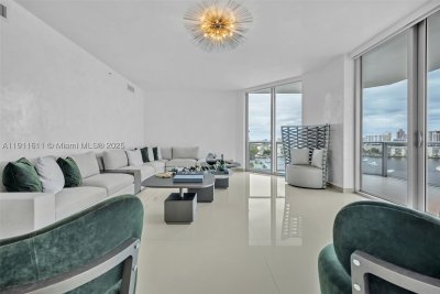 Comprar apartamento en Marina Palms Yacht Club 910