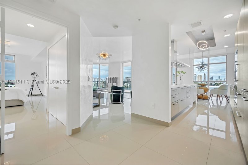 Comprar apartamento en Marina Palms Yacht Club 910