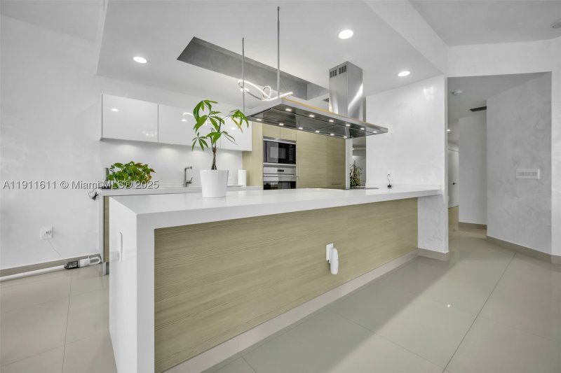 Comprar apartamento en Marina Palms Yacht Club 910
