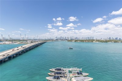 Comprar apartamento no Bentley Bay South 1102