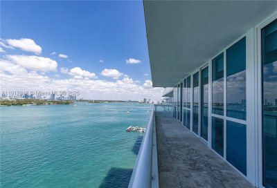 Comprar apartamento no Bentley Bay South 1102
