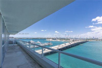 Comprar apartamento no Bentley Bay South 1102