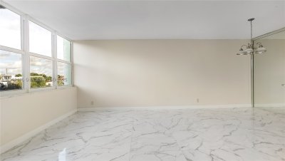 Comprar apartamento en Bayview Towers A207