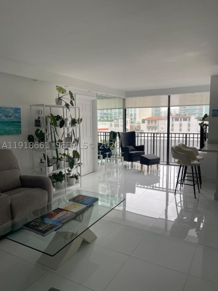 Condo for sale at Plaza of the Americas 716