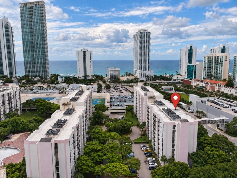 Comprar apartamento en Plaza of the Americas 716