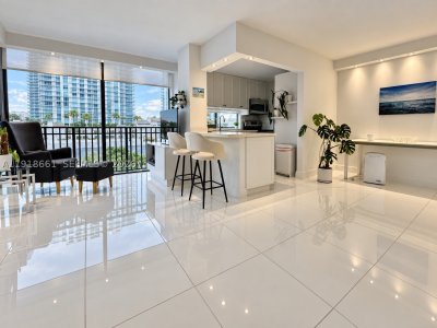 Comprar apartamento en Plaza of the Americas 716