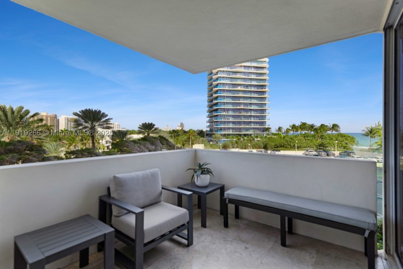 Condo for sale at Ocean One 504