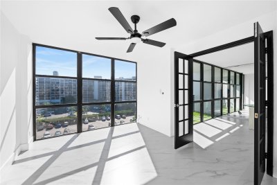Aluguel de apartamento no Oceanview Park 718