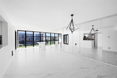 Aluguel de apartamento no Oceanview Park 718