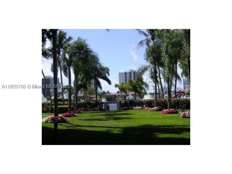 Alquiler de apartamento en Harbor Tower at Waterways 1204
