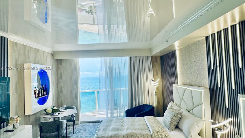 Condo for sale at Trump International Sonesta Beach Resort 1110
