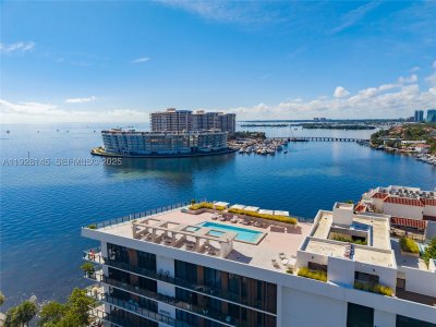 The Fairchild Coconut Grove Apt #403