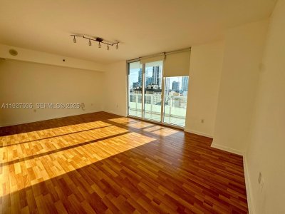 Comprar apartamento no 50 Biscayne 1703