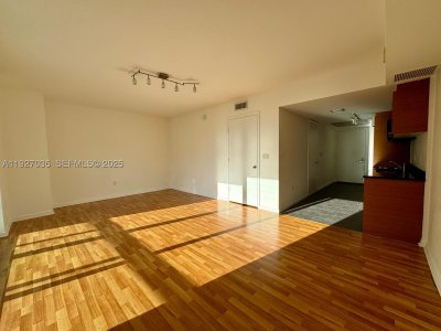 Comprar apartamento no 50 Biscayne 1703
