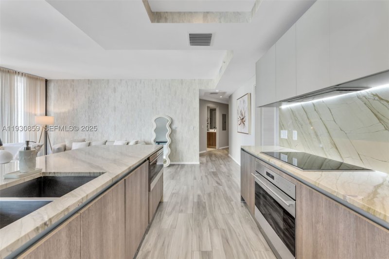 Comprar apartamento en SLS Lux Brickell 1805
