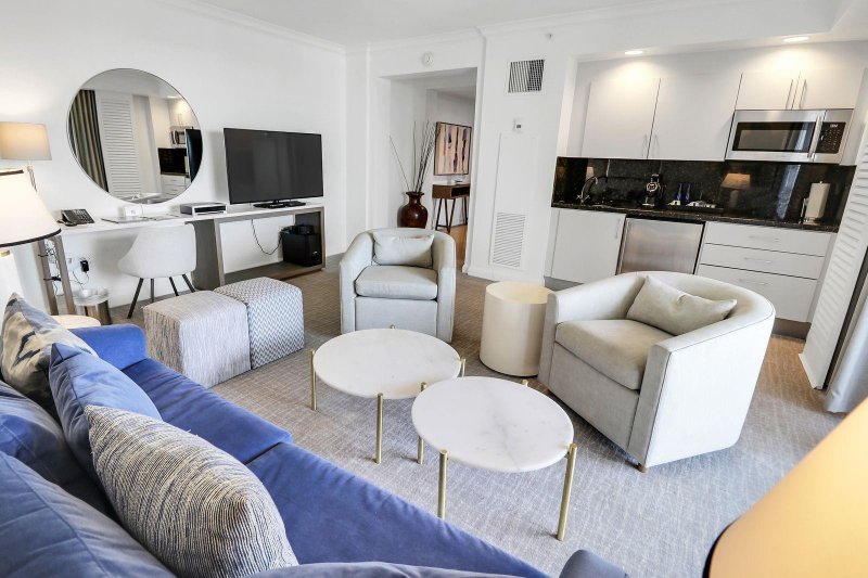 Condo for sale at The Atlantic Hotel 1213