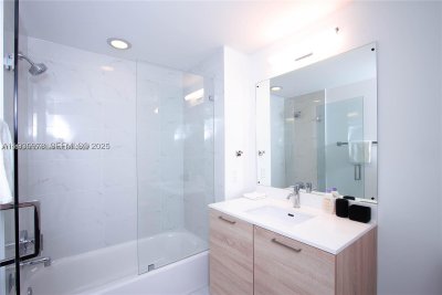 Comprar apartamento en The Harbour 719