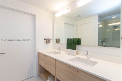 Comprar apartamento en The Harbour 719