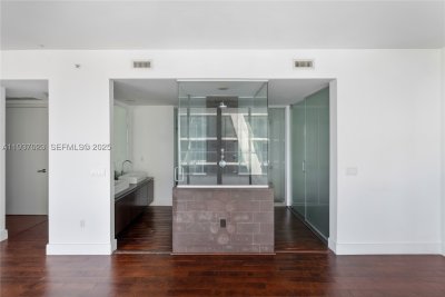 Comprar apartamento no Ten Museum Park 4108