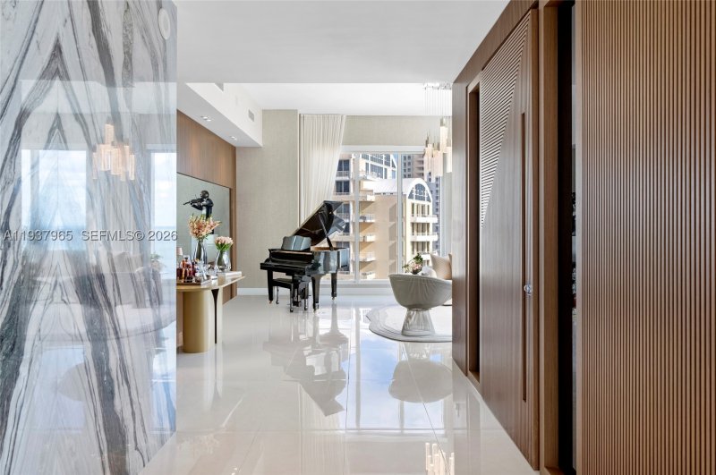 Condo for sale at Asia on Brickell 2004