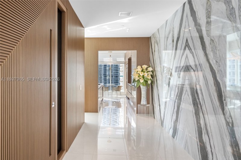 Condo for sale at Asia on Brickell 2004