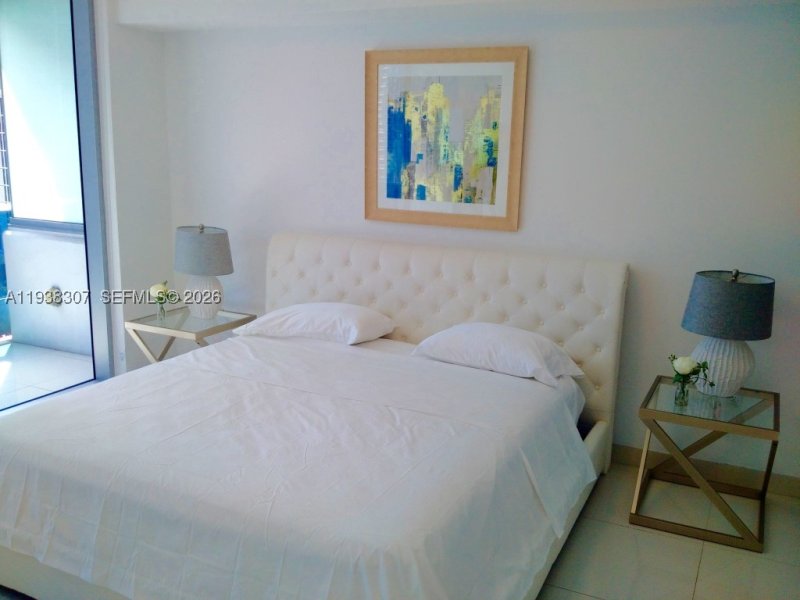 Comprar apartamento no Epic Miami 906
